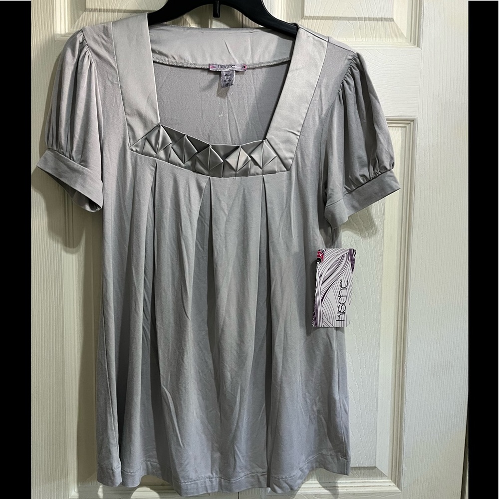 Kische Light Grey Pleated Top in Size Medium
